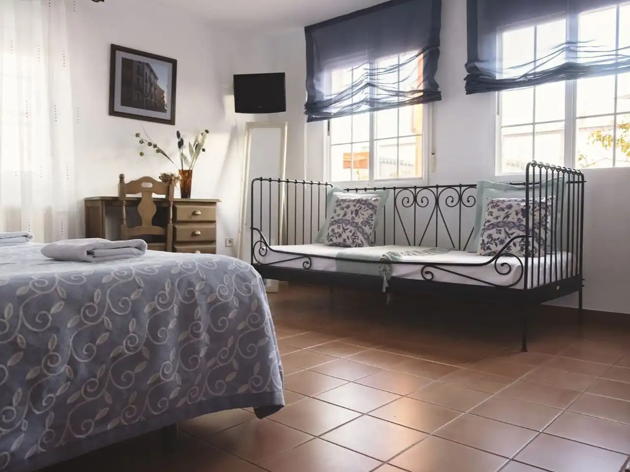 Casa o chalet en venta en Calle Real, 2, Cuenca Capital Habitación de Casa o chalet en venta en Cuenca Capital con Aire acondicionado, Terraza y Piscina