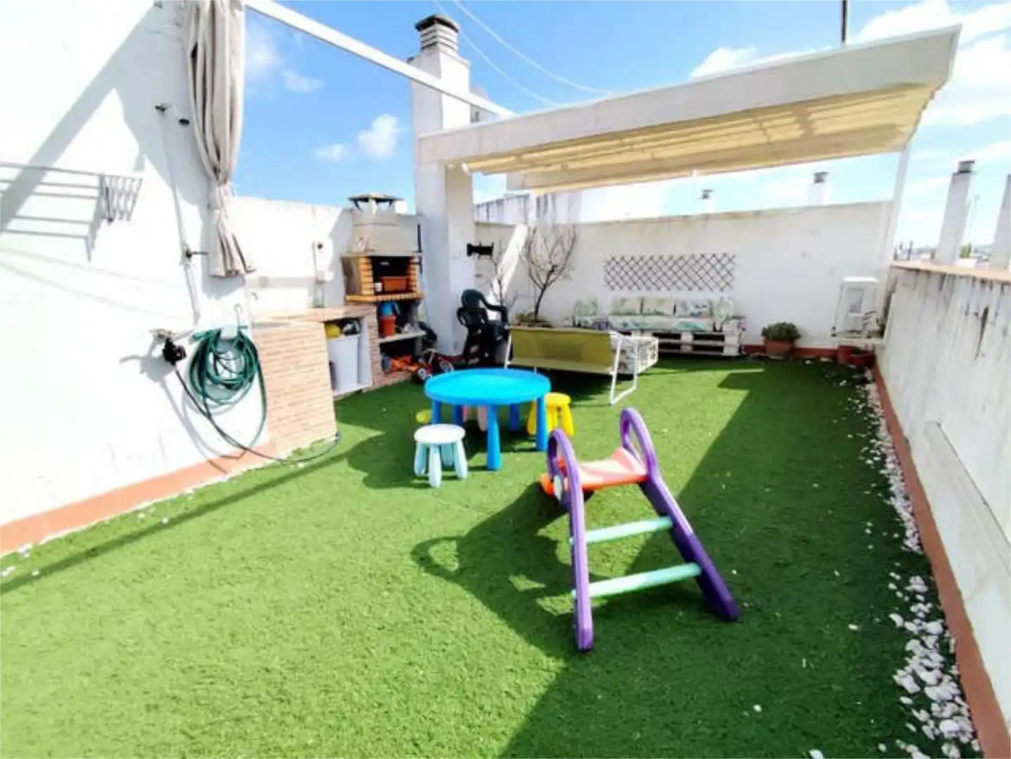 Casa o xalet en venda a Centro Terrassa de Casa o xalet en venda en Alcalá de Guadaira amb Calefacció, Terrassa i Traster