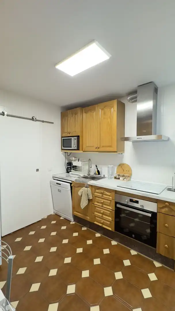 Habitació a Calle Ruiz Zorrilla, Bajadilla - Fuente Nueva Habitació a Calle Ruiz Zorrilla, Bajadilla - Fuente Nueva