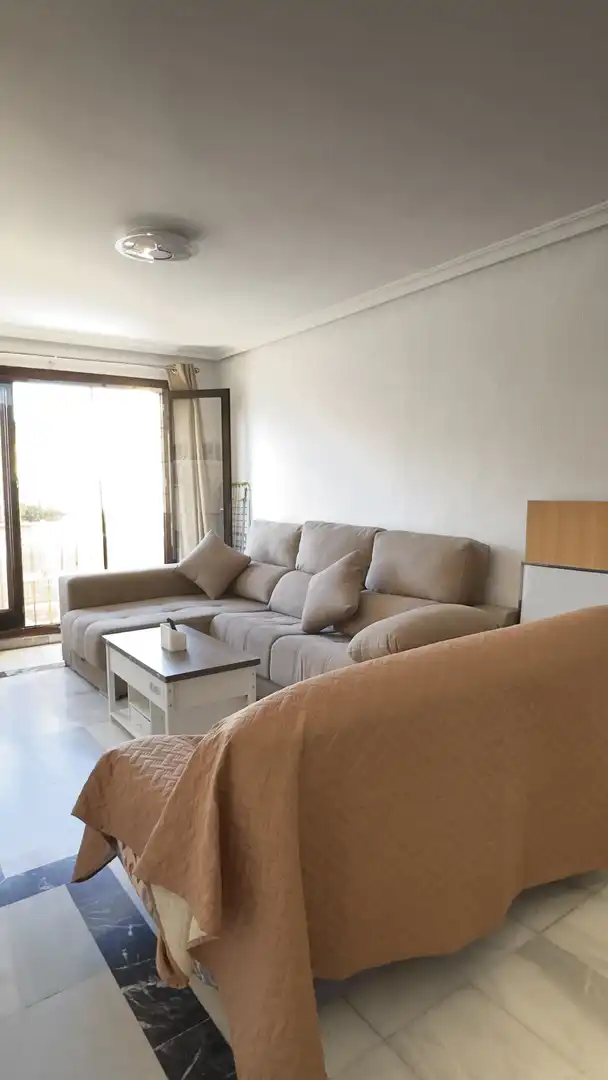 Habitació a Calle Ruiz Zorrilla, Bajadilla - Fuente Nueva Habitació a Calle Ruiz Zorrilla, Bajadilla - Fuente Nueva