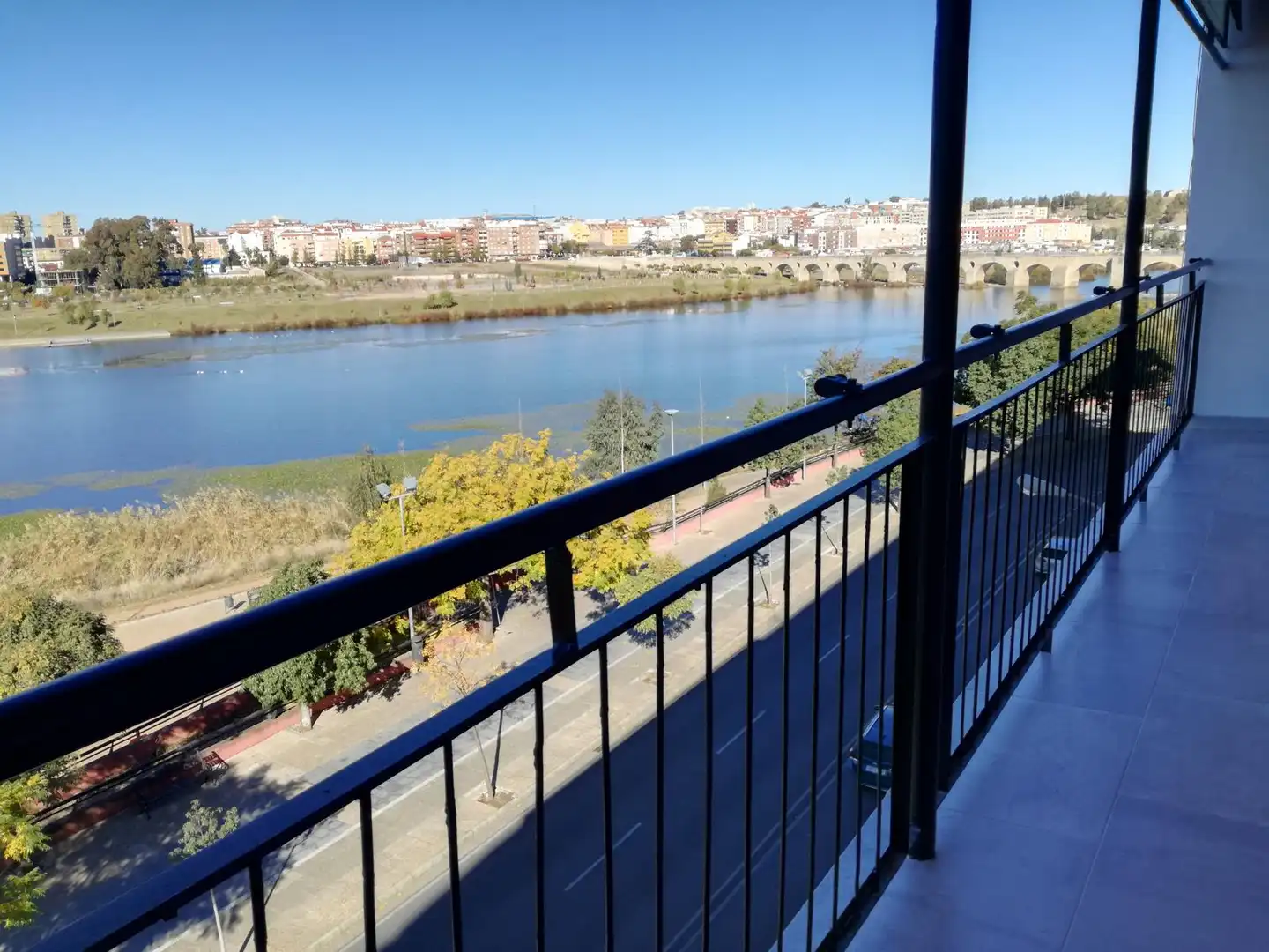 Pis de lloguer a Avenida Santa Marina, 4, Santa Marina Terrassa de Pis de lloguer en Badajoz amb Aire condicionat, Calefacció i Balcó