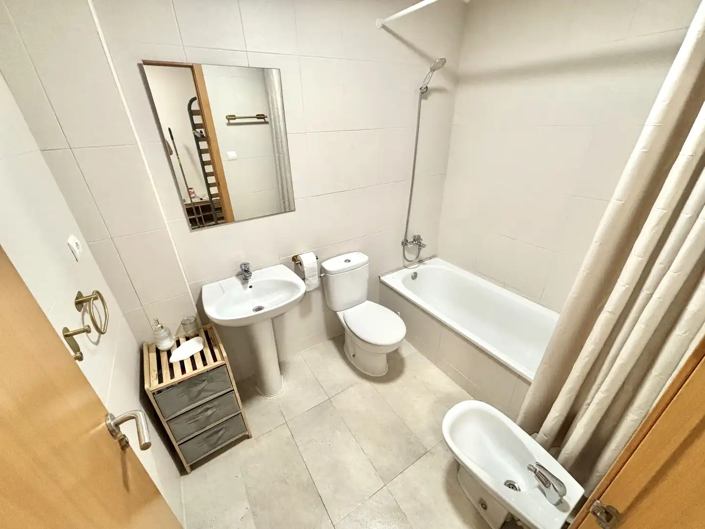 Flat for sale in Carrer Constitució, 2b, Favara Bathroom of Flat for sale in Favara with Air Conditioner and Balcony