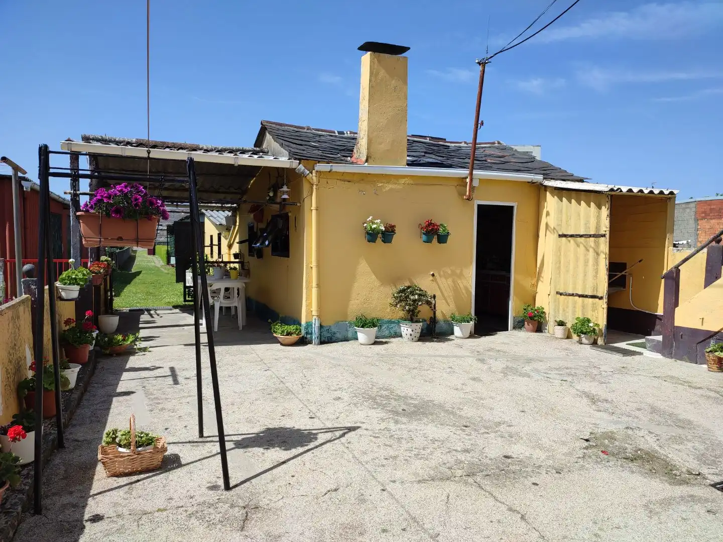 Casa adosada en venta en Rúa García Lorca, 11, As Pontes de García Rodríguez Casa adosada en venta en As Pontes de García Rodríguez con Jardín privado, Terraza y Trastero