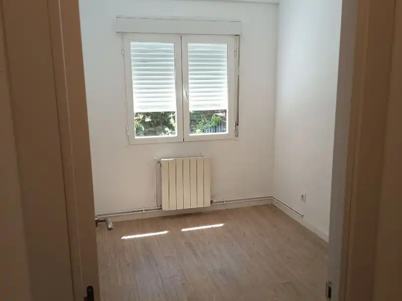 Piso de alquiler en Calle Ignacio Ellacuría, 6, Ventas Habitación de Piso de alquiler en Madrid con Aire acondicionado, Calefacción y Jardín privado