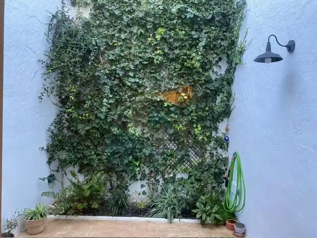 Einfamilien-Reihenhaus zur Miete in Carrer Balmes, 3, Albons Terrasse von Einfamilien-Reihenhaus zur Miete in Albons mit Klimaanlage und Terrasse