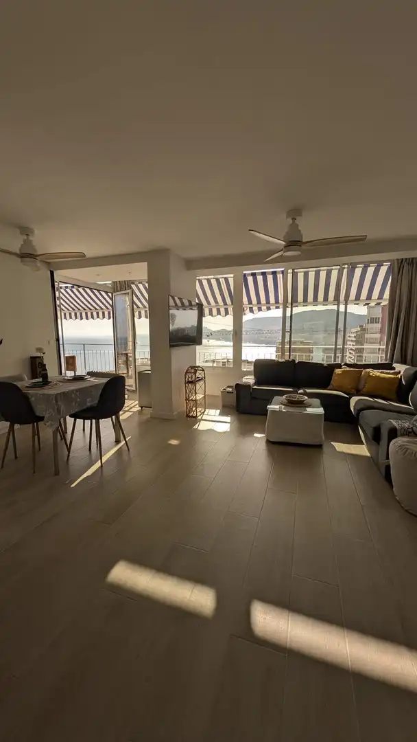 Flat for rent in Avinguda de la Costa Blanca, 12, Cabo de las Huertas Living room of Flat for rent in Alicante / Alacant with Terrace, Furnished and Balcony