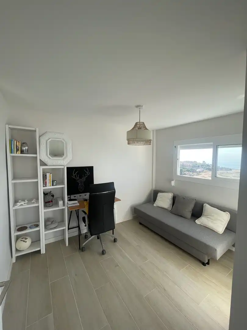 Flat for rent in Avinguda de la Costa Blanca, 12, Cabo de las Huertas Living room of Flat for rent in Alicante / Alacant with Terrace, Furnished and Balcony