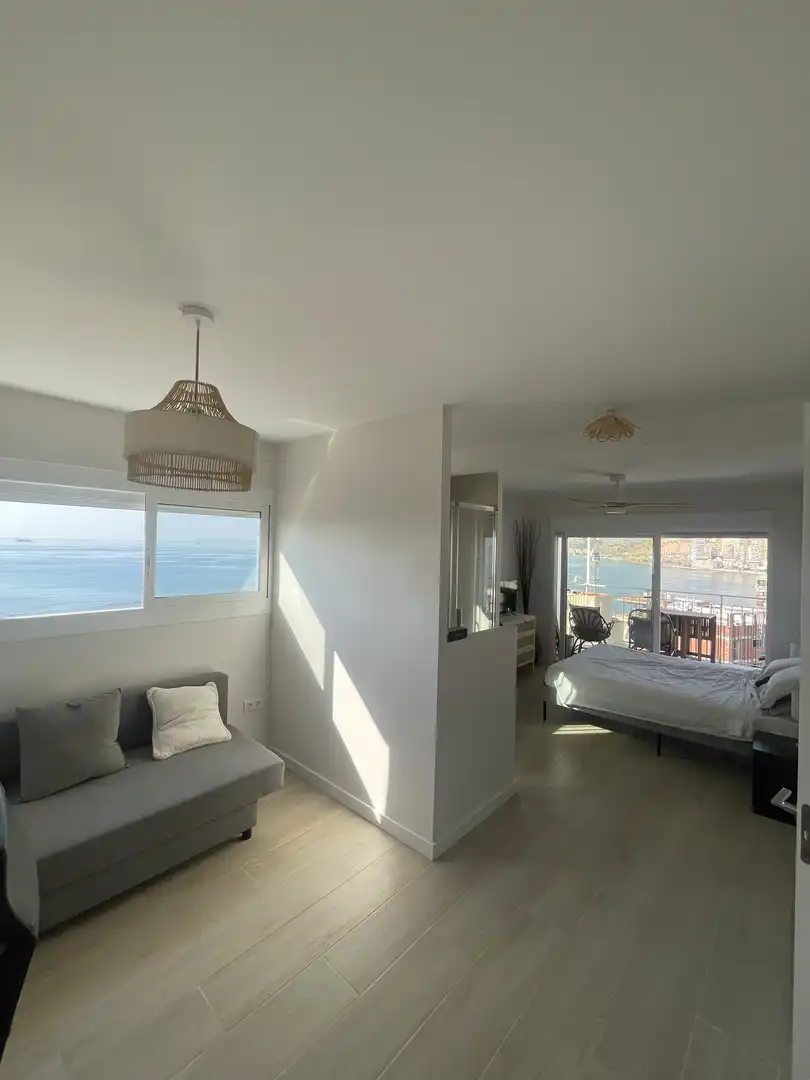 Flat for rent in Avinguda de la Costa Blanca, 12, Cabo de las Huertas Bedroom of Flat for rent in Alicante / Alacant with Terrace, Furnished and Balcony