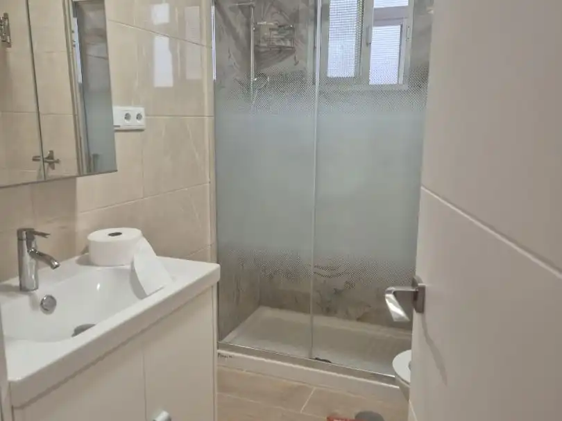 Piso de alquiler en Calle Juan de Quijada, 2, Divina Pastora Baño de Piso de alquiler en Marbella con Aire acondicionado, Calefacción y Amueblado