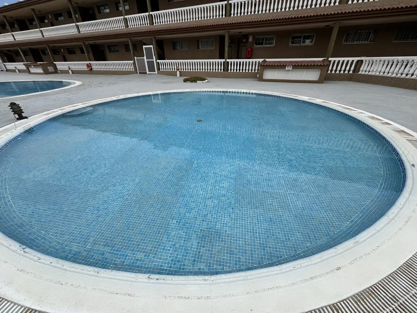 Wohnung zur Miete in Llanos del Poris, 22, Arico Schwimmbecken von Wohnung zur Miete in Arico mit Privatgarten, Terrasse und Schwimmbad