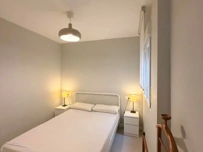 Wohnung zur Miete in Carrer Sant Tomàs, 25, Alcoy / Alcoi Schlafzimmer von Wohnung zur Miete in Alcoy / Alcoi mit Klimaanlage und Balkon