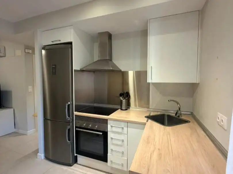 Wohnung zur Miete in Carrer Sant Tomàs, 25, Alcoy / Alcoi Küche von Wohnung zur Miete in Alcoy / Alcoi mit Klimaanlage und Balkon