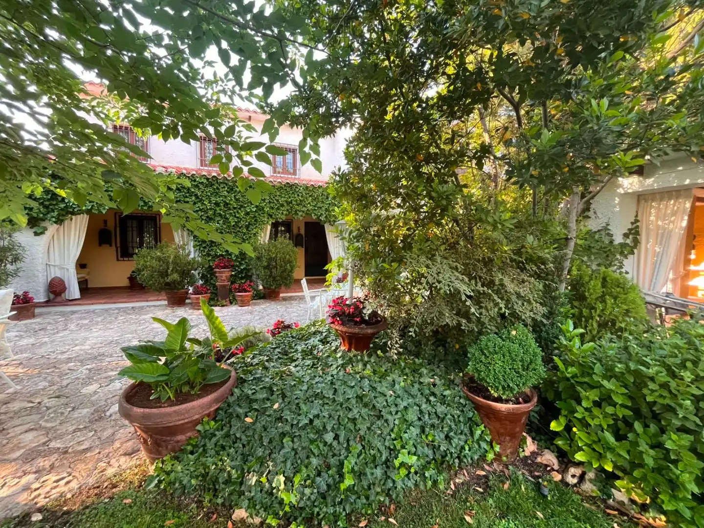 Piso en venta en Pedanías - Extrarradio Jardín de Piso en venta en Albacete con Jardín privado, Terraza y Piscina
