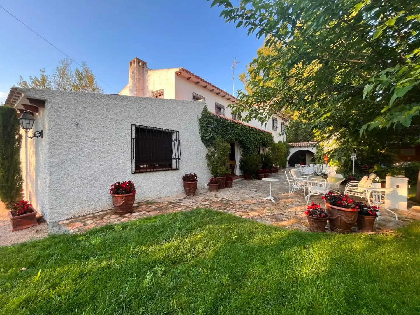Piso en venta en Pedanías - Extrarradio Jardín de Piso en venta en Albacete con Jardín privado, Terraza y Piscina
