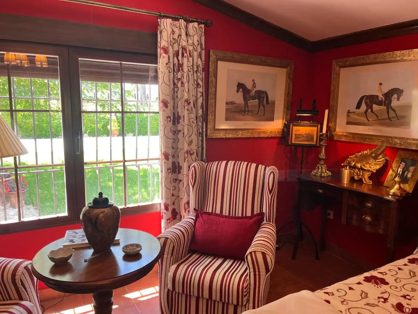 Piso en venta en Pedanías - Extrarradio Sala de estar de Piso en venta en Albacete con Jardín privado, Terraza y Piscina