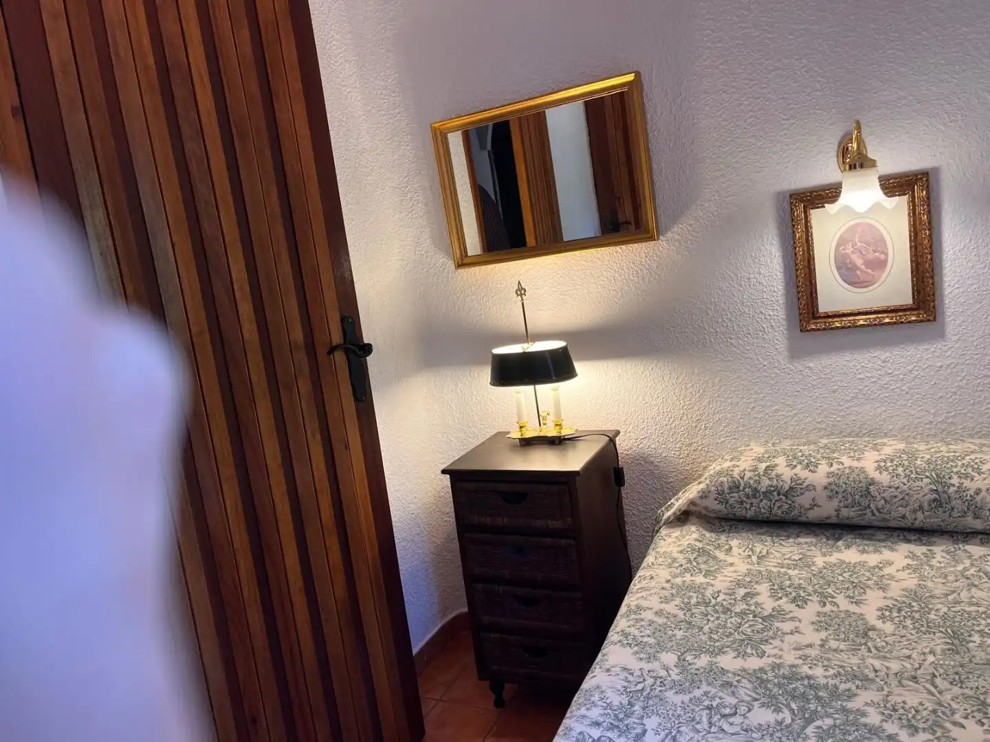 Piso en venta en Pedanías - Extrarradio Habitación de Piso en venta en Albacete con Jardín privado, Terraza y Piscina