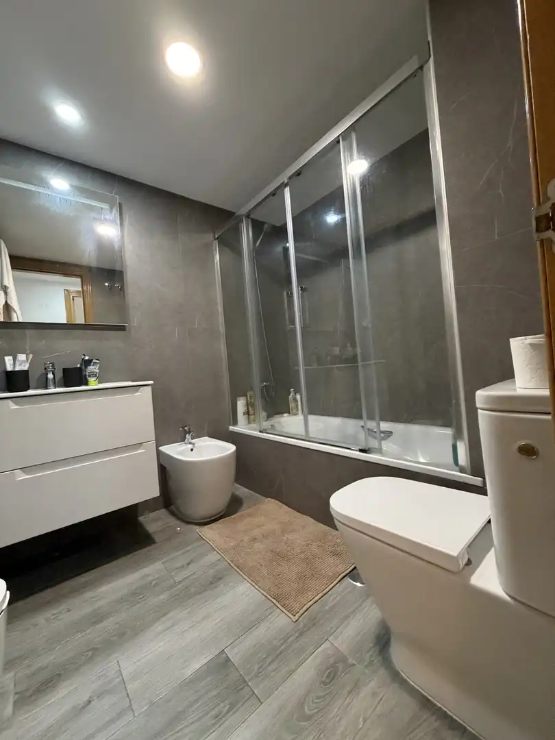 Bathroom of Flat for sale in Málaga Capital  with Air Conditioner and Balcony
