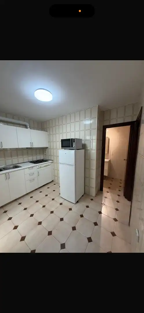 Piso de alquiler en Calle López Pinillos, 5, El Tardón - El Carmen Cocina de Piso de alquiler en Sevilla con Aire acondicionado, Calefacción y Amueblado