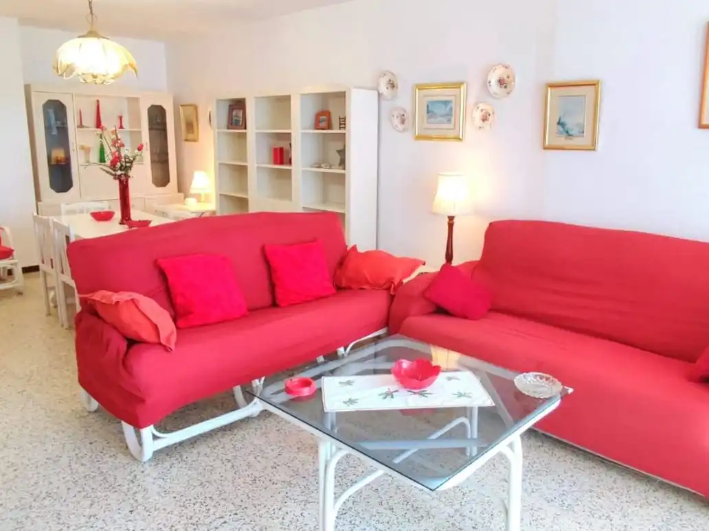 Sala de estar de Piso de alquiler en Calpe / Calp con Terraza, Amueblado y Parking comunitario
