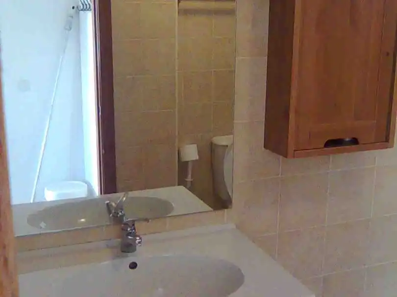 Baño de Piso de alquiler en Dos Hermanas con Aire acondicionado, Calefacción y Piscina