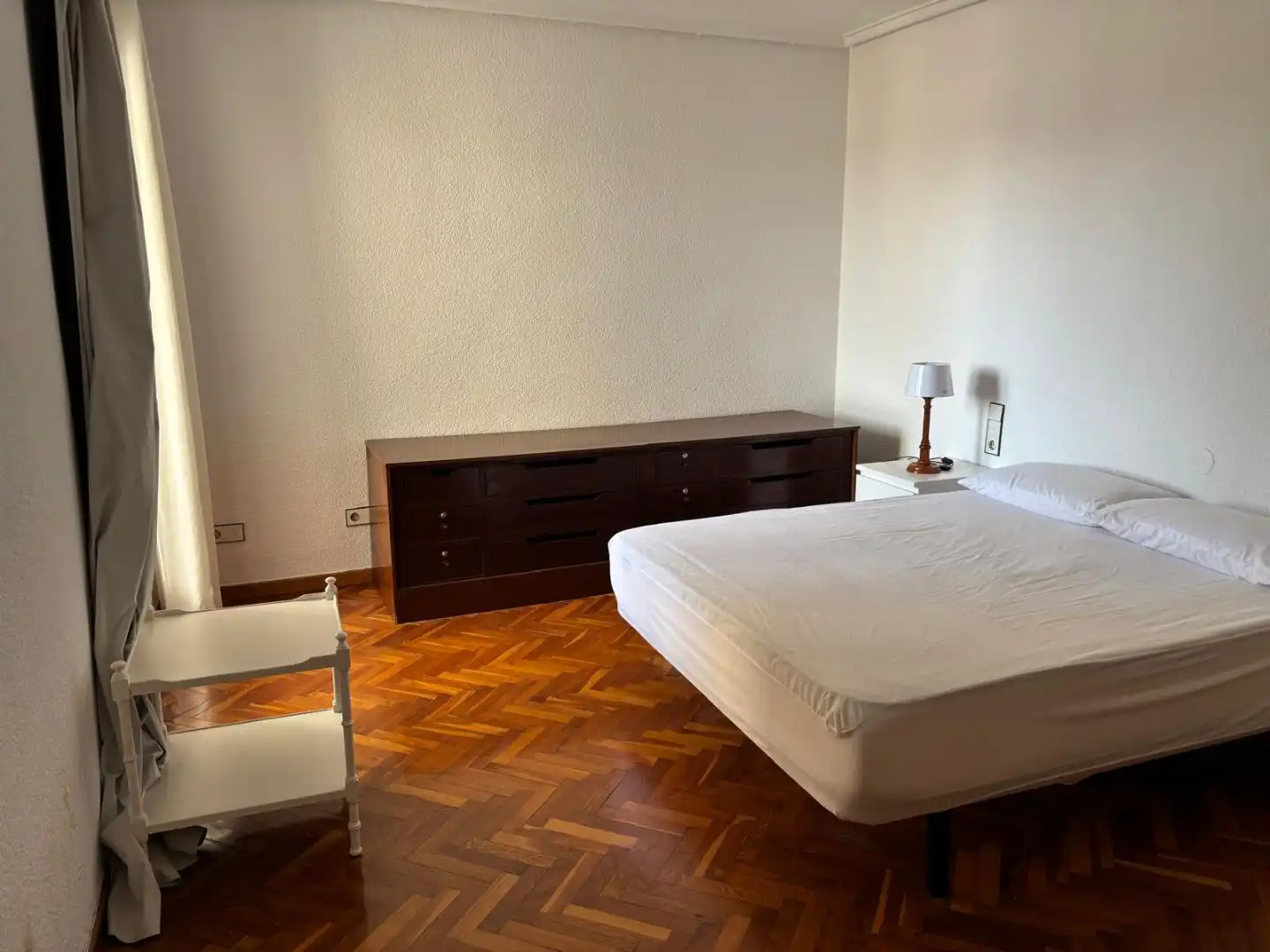 Piso de alquiler en Carrer de Sant Fèlix, 41, Plaza Illes Columbretes Habitación de Piso de alquiler en Castellón de la Plana / Castelló de la Plana con Parquet y Amueblado