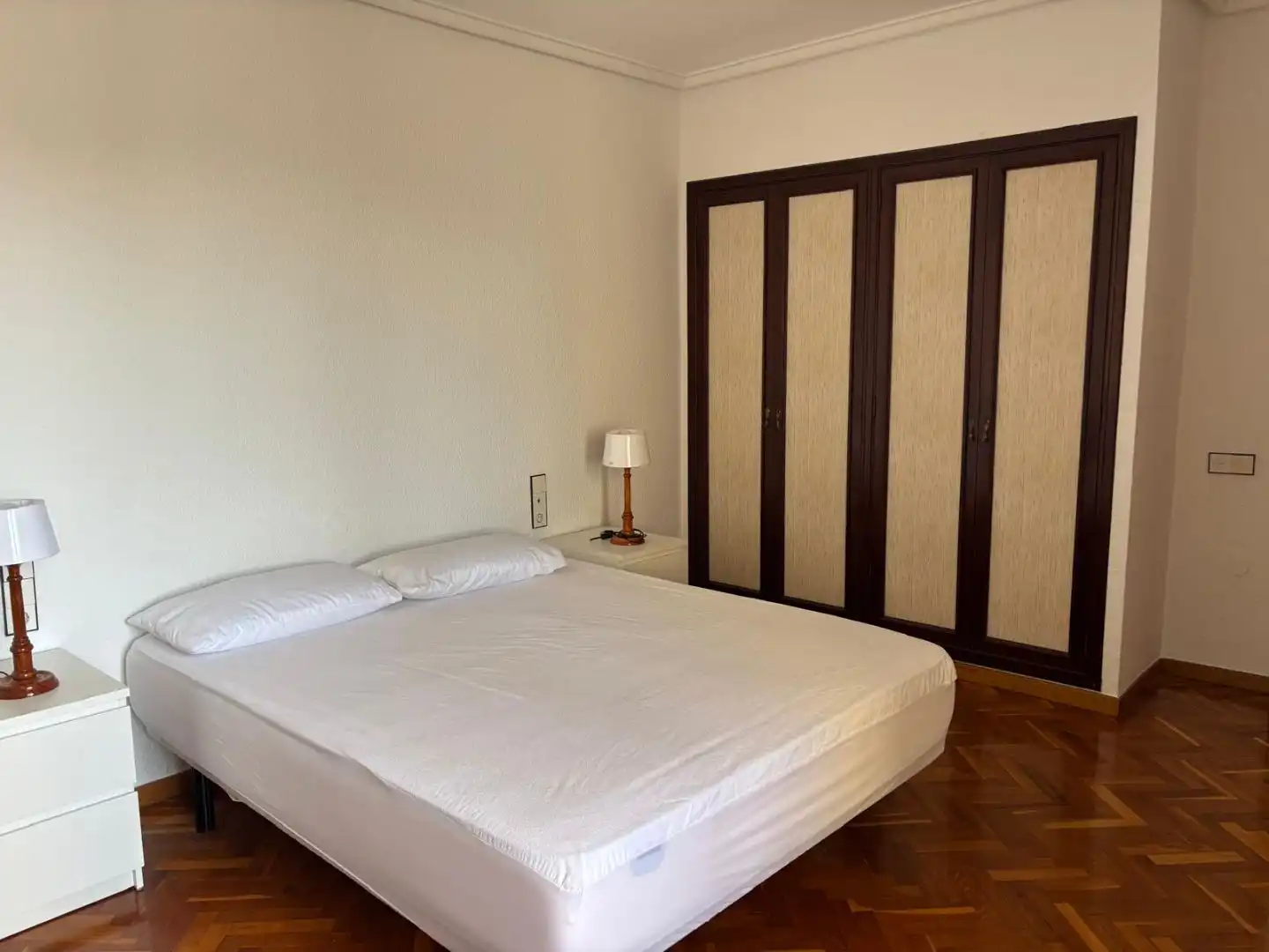 Piso de alquiler en Carrer de Sant Fèlix, 41, Plaza Illes Columbretes Habitación de Piso de alquiler en Castellón de la Plana / Castelló de la Plana con Parquet y Amueblado
