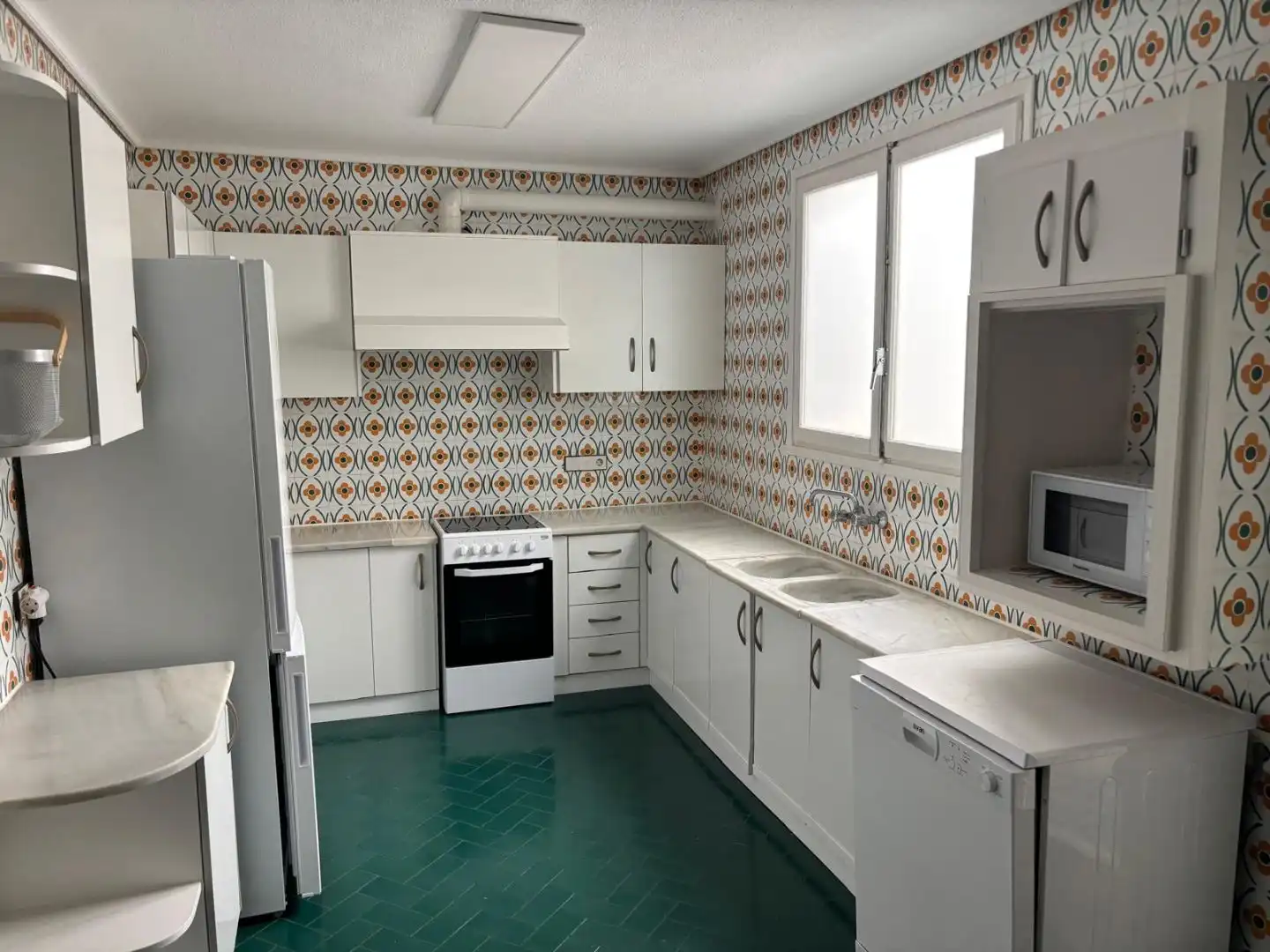 Piso de alquiler en Carrer de Sant Fèlix, 41, Plaza Illes Columbretes Cocina de Piso de alquiler en Castellón de la Plana / Castelló de la Plana con Parquet y Amueblado