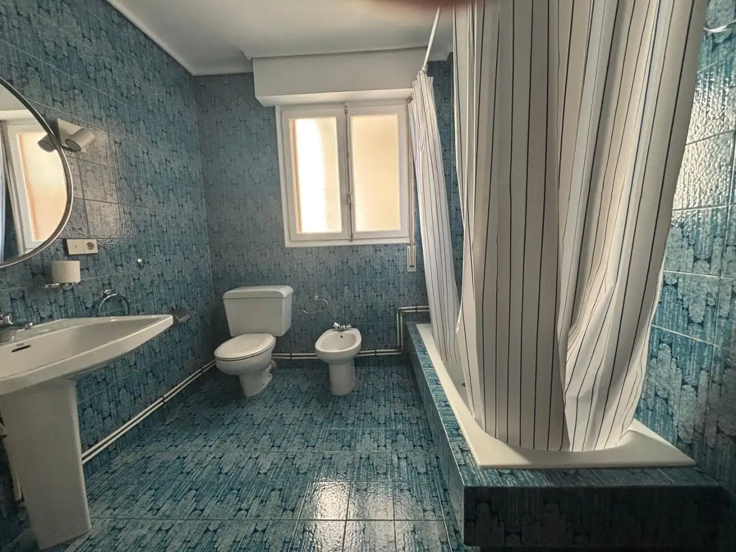 Piso de alquiler en Carrer de Sant Fèlix, 41, Plaza Illes Columbretes Baño de Piso de alquiler en Castellón de la Plana / Castelló de la Plana con Parquet y Amueblado