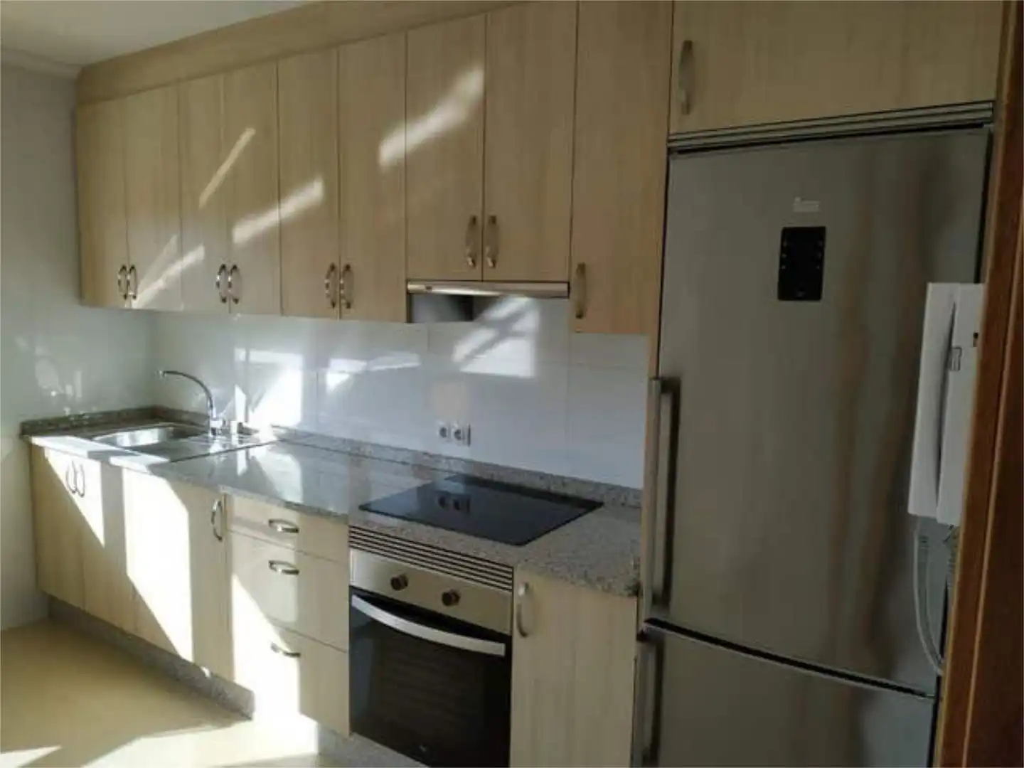 Flat for rent in Parroquias del Oeste Kitchen of Flat for rent in Lugo with Heating and Terrace