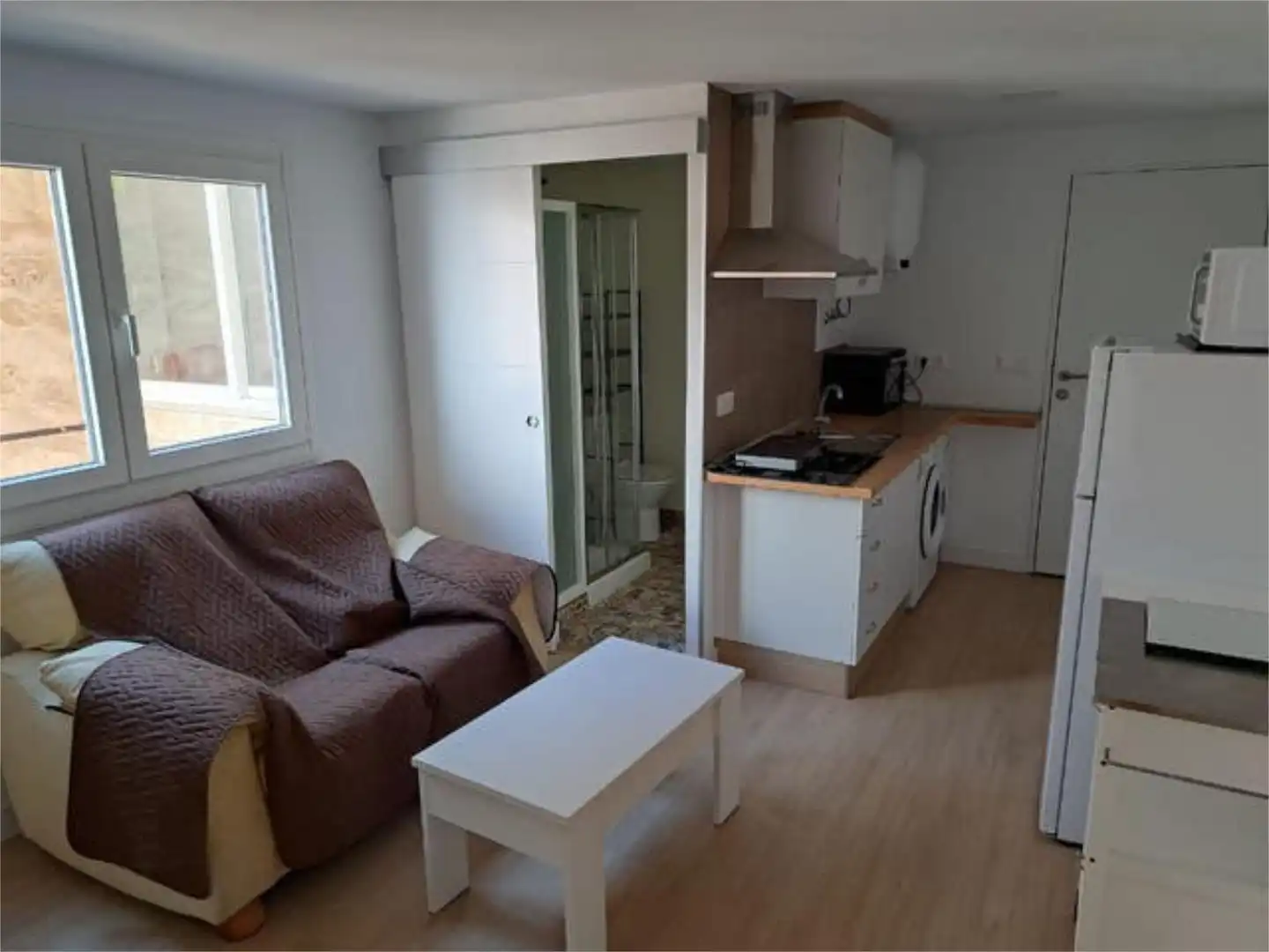 Study for rent in Carrús Este Study for rent in Carrús Este