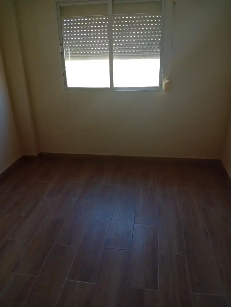 Dormitori de Pis en venda en Puertollano amb Aire condicionat i Balcó