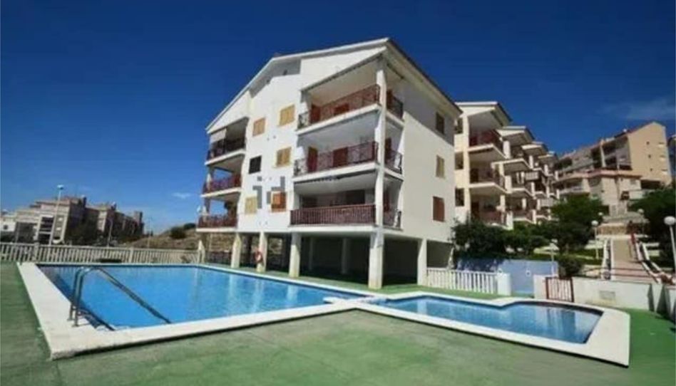 Piso de alquiler en Calas Santiago Bernabéu, Santa Pola - imagen 1 Foto 1 de Piso de alquiler en Calas Santiago Bernabéu, Santa Pola