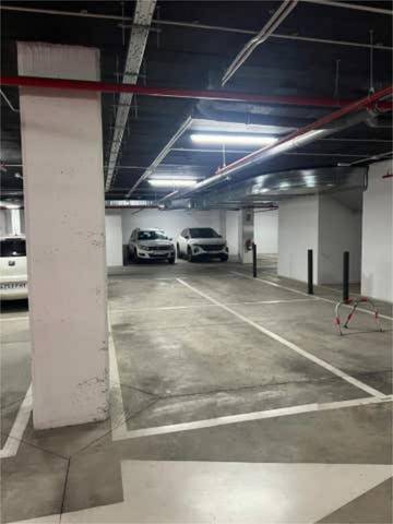 Garaje en Alquiler en El Cónsul - Ciudad Universitaria - El Romeral
