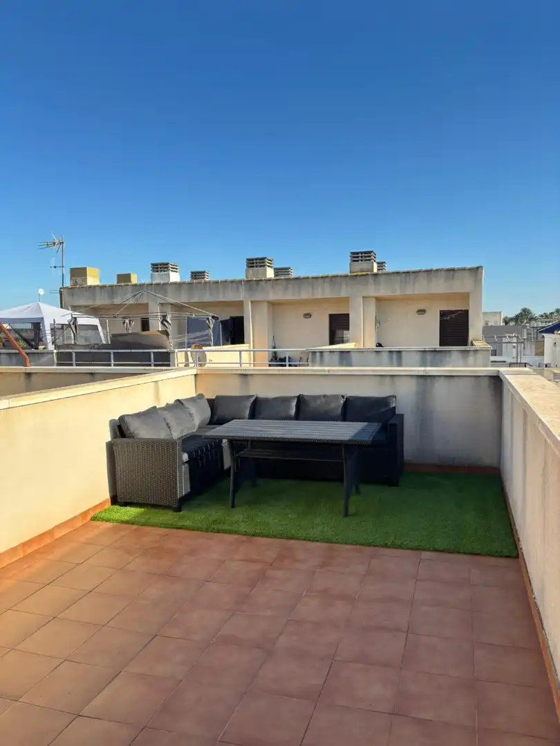 Casa adosada en venda a Calle Ayuntamientos Democráticos, 31, San Isidro Terrassa de Casa adosada en venda en San Isidro amb Aire condicionat, Terrassa i Moblat