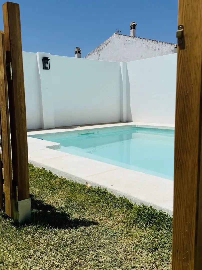 Casa adosada en venda a Calle Rafael Alberti, 12, Jimena de la Frontera Piscina de Casa adosada en venda en Jimena de la Frontera amb Aire condicionat i Piscina