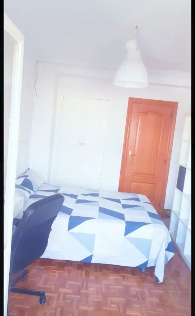 Habitación en Calle Fuente Canónigos, 3, Griseras - Gardachales Habitación en Calle Fuente Canónigos, 3, Griseras - Gardachales