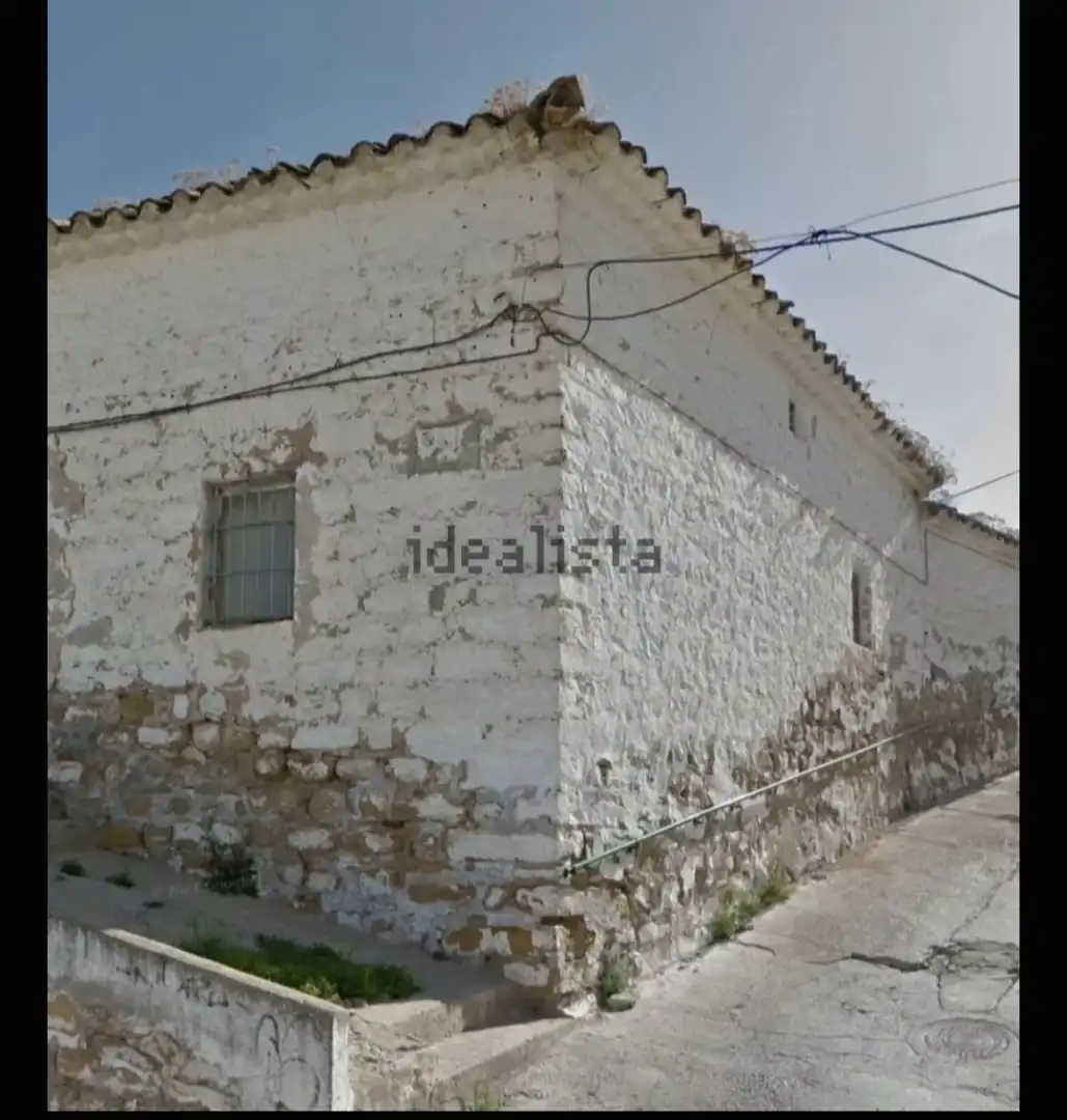 Vista exterior de Casa adosada en venta en Begíjar