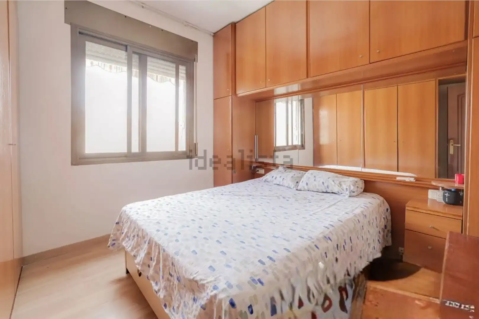 Wohnung zum Verkauf in Carrer de Rosalia de Castro, 80, Sant Josep Schlafzimmer von Wohnung zum Verkauf in L'Hospitalet de Llobregat mit Klimaanlage und Terrasse