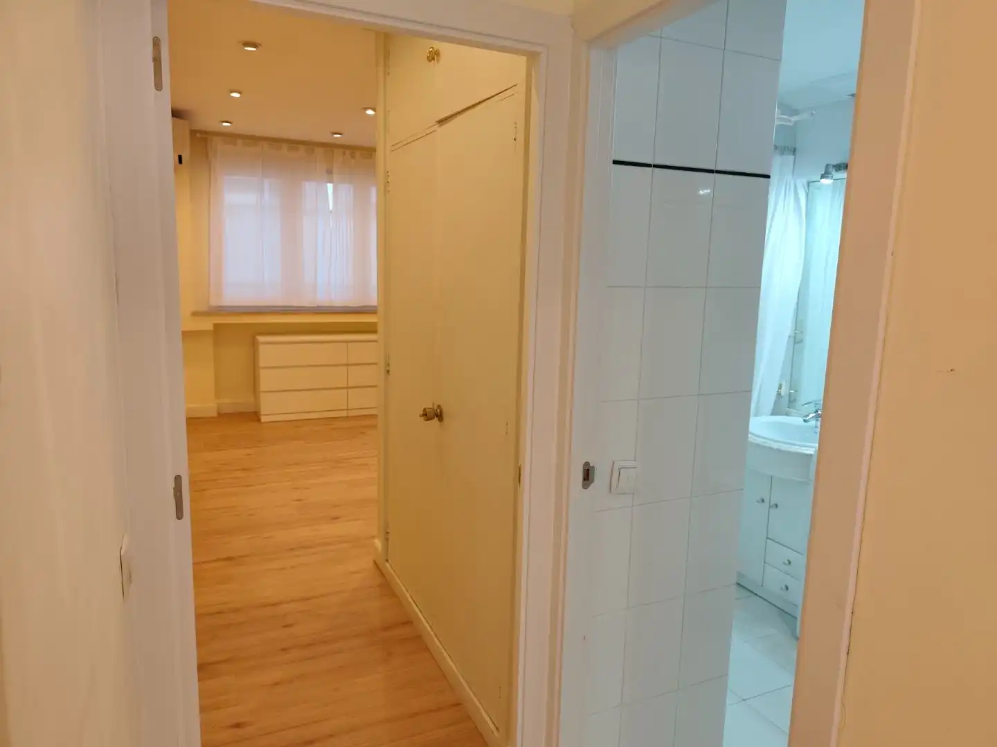 Flat for rent in Calle de Guzmán el Bueno, 135, Vallehermoso Flat for rent in Madrid with Air Conditioner, Heating and Private garden