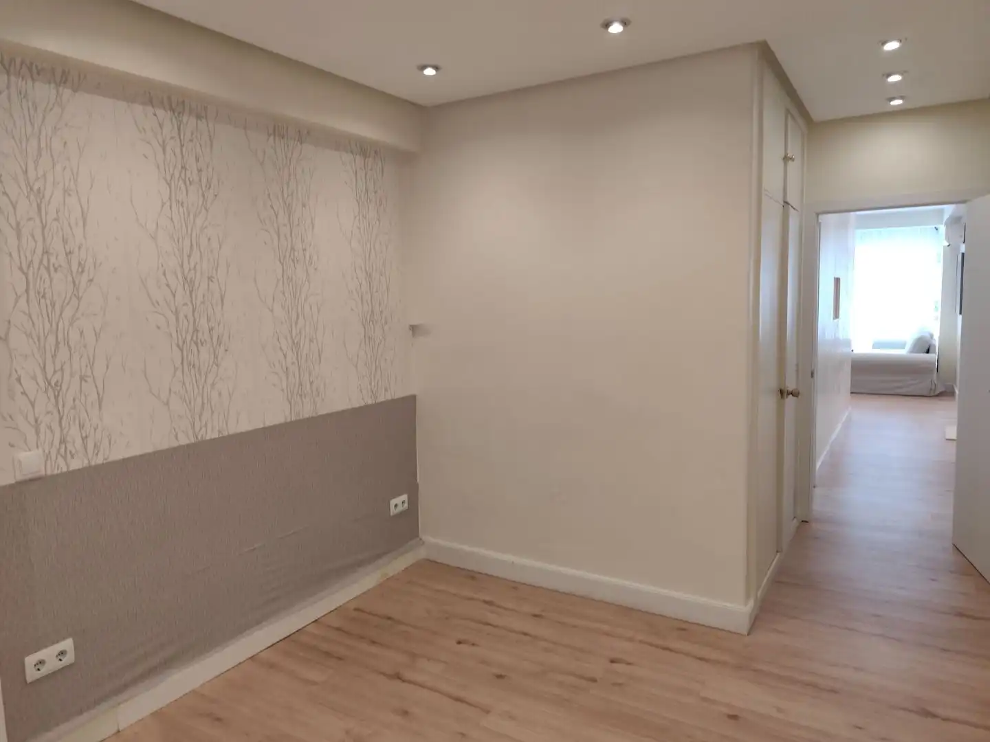 Flat for rent in Calle de Guzmán el Bueno, 135, Vallehermoso Flat for rent in Madrid with Air Conditioner, Heating and Private garden