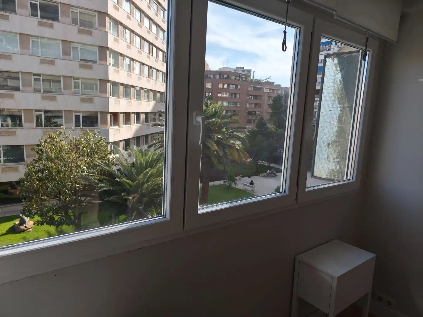 Flat for rent in Calle de Guzmán el Bueno, 135, Vallehermoso Bedroom of Flat for rent in Madrid with Air Conditioner, Heating and Private garden