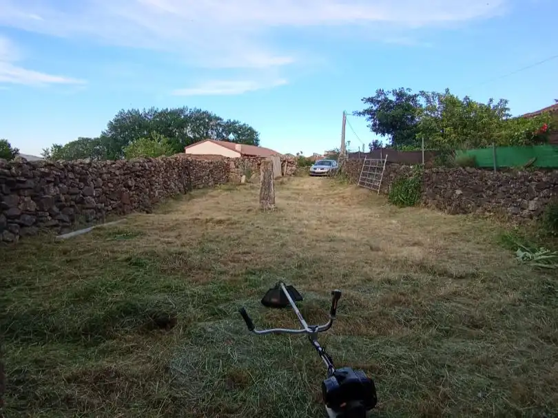Casa adosada en venda a Calle Eras, 10, San Martín de la Vega del Alberche Casa adosada en venda en San Martín de la Vega del Alberche amb Jardí privat