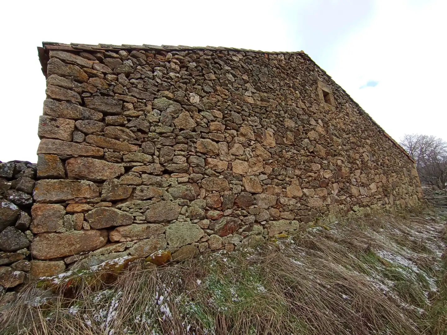 Casa adosada en venda a Calle Eras, 10, San Martín de la Vega del Alberche Vista exterior de Casa adosada en venda en San Martín de la Vega del Alberche amb Jardí privat