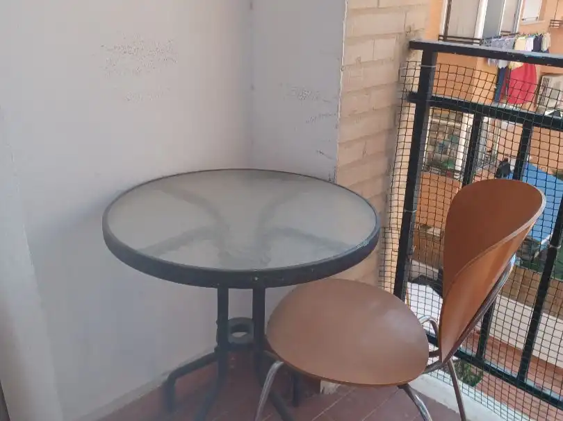Zimmer in Carrer de Vinaròs, 20, Sant Llorenç - Zona Alfahuir Terrasse von Wohnung zur untervermieten in Valencia mit Parkett, Möbliert und Balkon