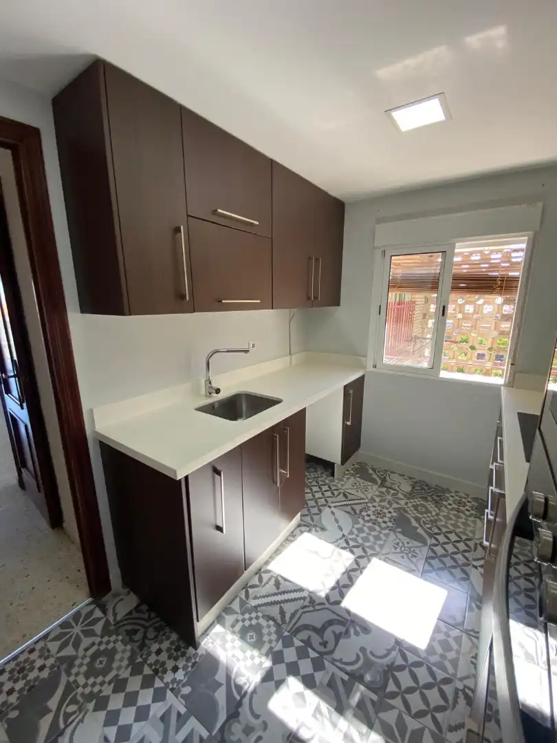 Flat for rent in Calle Tornado, 11, Ciudad Aljarafe Kitchen of Flat for rent in Mairena del Aljarafe with Air Conditioner, Terrace and Furnished
