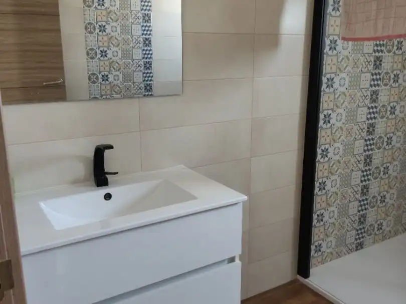 Wohnung zum Verkauf in Calle San Ezequiel, 2, Cumbres de Calicanto Badezimmer von Wohnung zum Verkauf in Torrent mit Klimaanlage, Heizung und Privatgarten