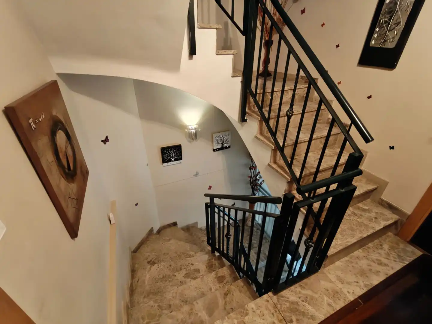 Einfamilien-Reihenhaus zum Verkauf in Avinguda de Los Tulipans, 1, Núcleo Urbano Einfamilien-Reihenhaus zum Verkauf in La Pobla de Vallbona mit Klimaanlage, Terrasse und Schwimmbad