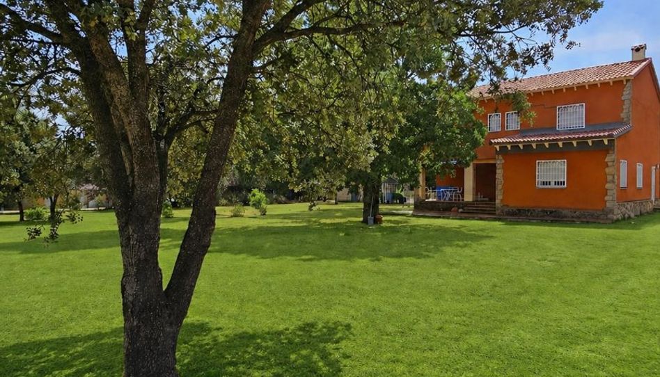 Casa o chalet en venta en Camino del Cruce, 325, Fresno de Cantespino, Segovia - imagen 1 Foto 1 de Casa o chalet en venta en Camino del Cruce, 325, Fresno de Cantespino, Segovia