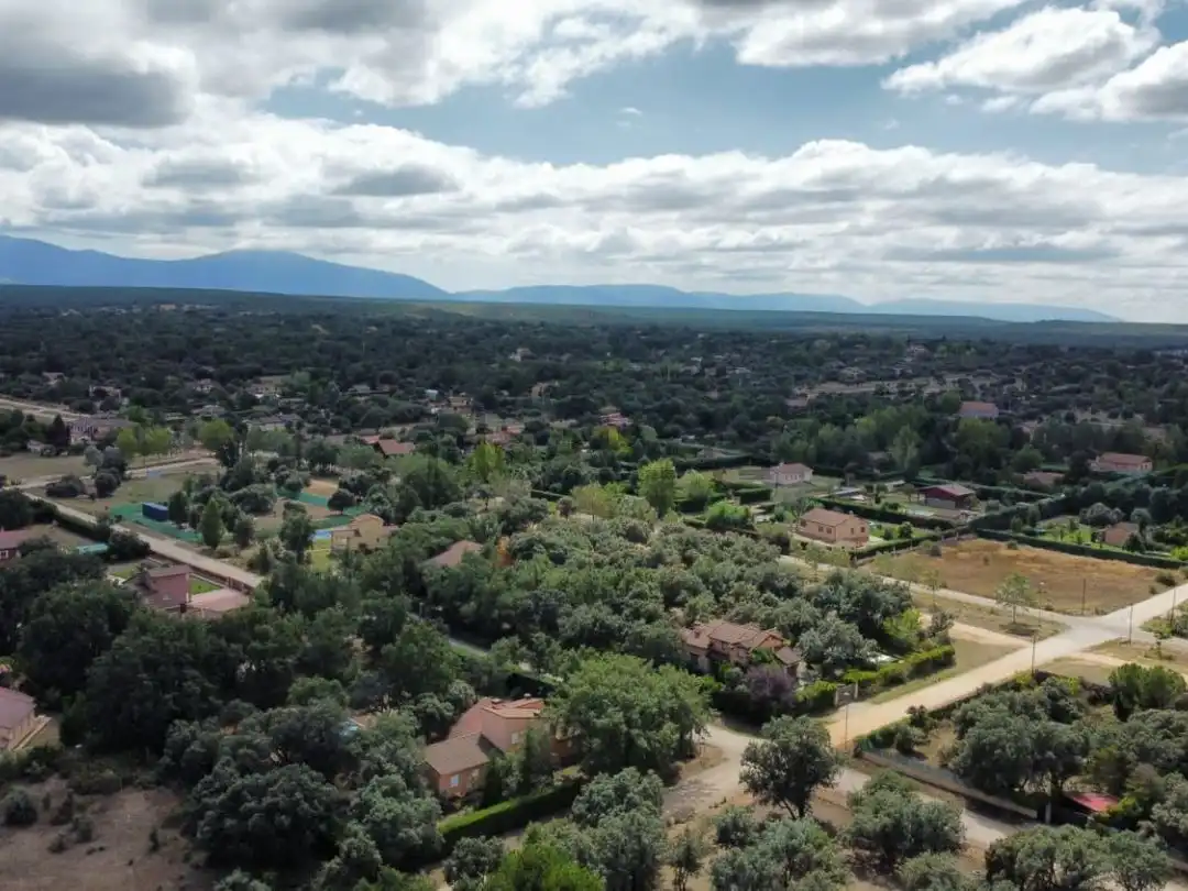 Casa o chalet en venta en Camino del Cruce, 325, Fresno de Cantespino Casa o chalet en venta en Fresno de Cantespino con Jardín privado y Terraza