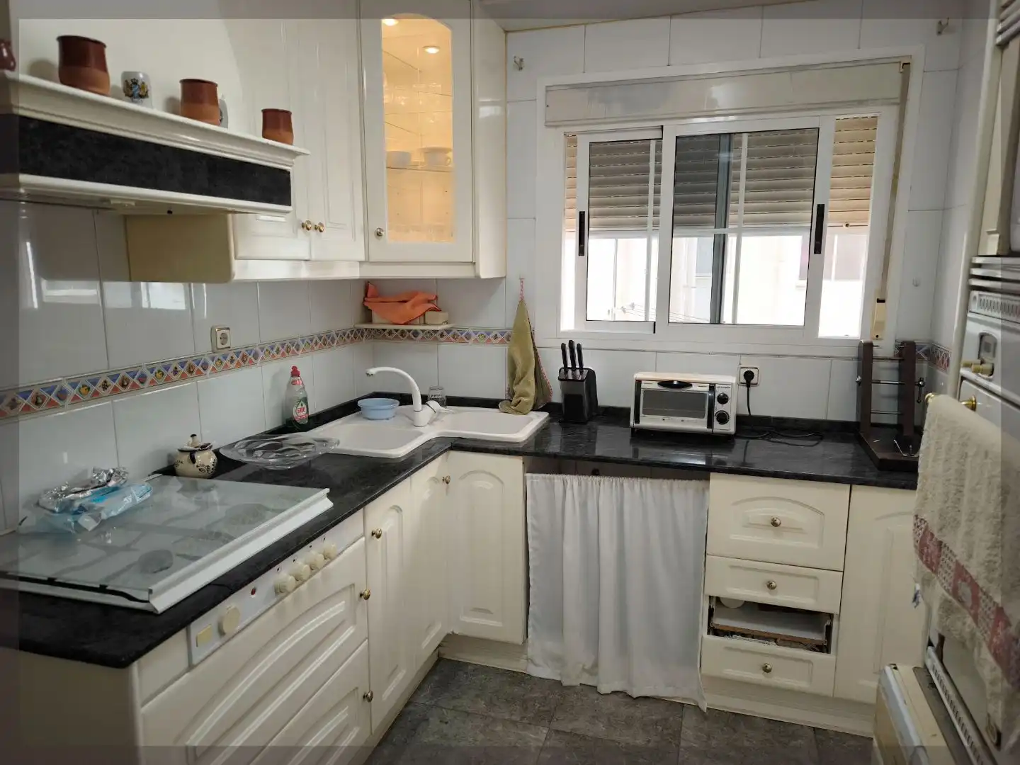 Piso en venta en Calle Pérez Galdós, 22, Nueva Andalucía Cocina de Piso en venta en Almería con Aire acondicionado, Calefacción y Amueblado